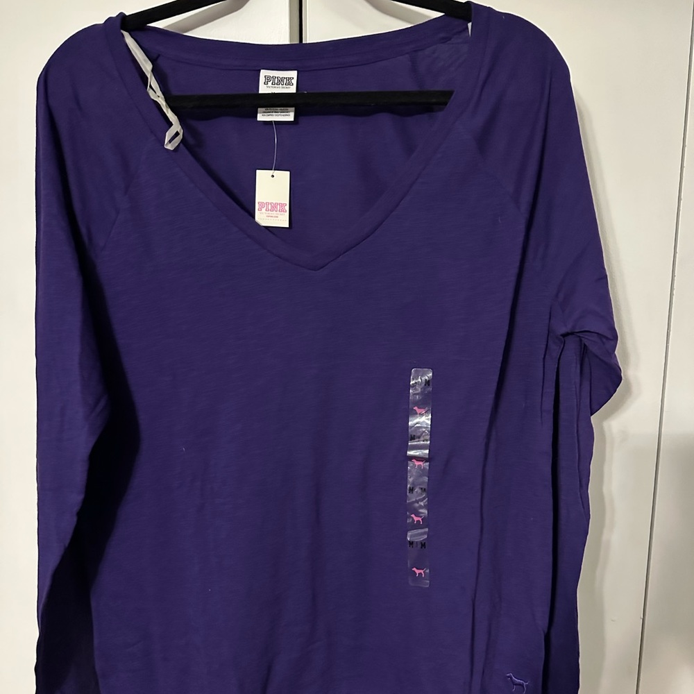 ** BRABD NEW ** PINK Victoria Secret purple top.